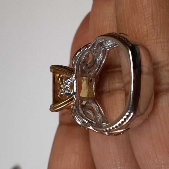 925 Genuine Princess Cut Citrine, Two Tone ring. PRICE IS FIRM. - Picture 6 of 15